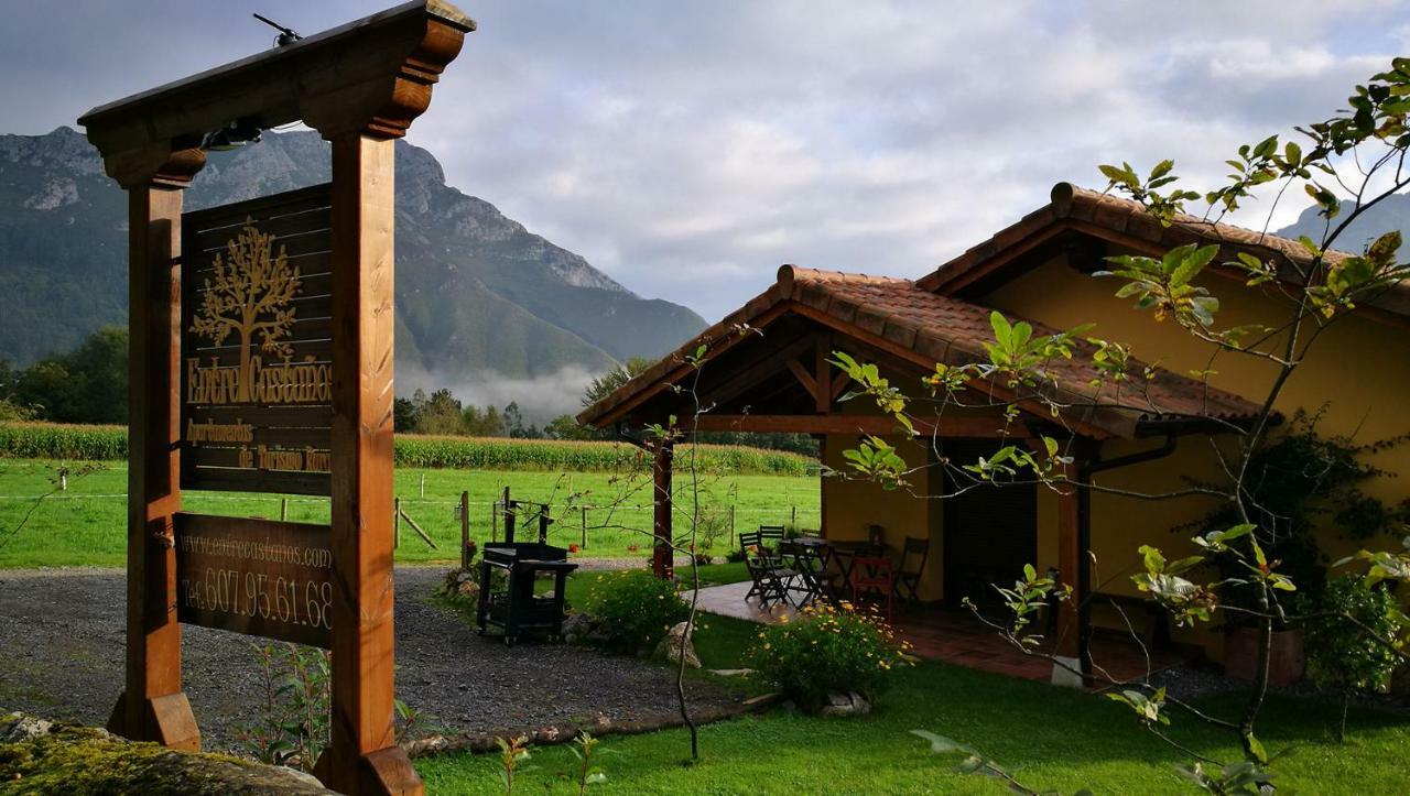 Casas Rurales Entrecastanos Onís Екстериор снимка